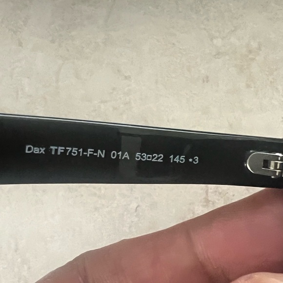 Tom Ford Sunglasses (Unisex) - Picture 4 of 7